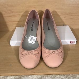 Flora Blush flat